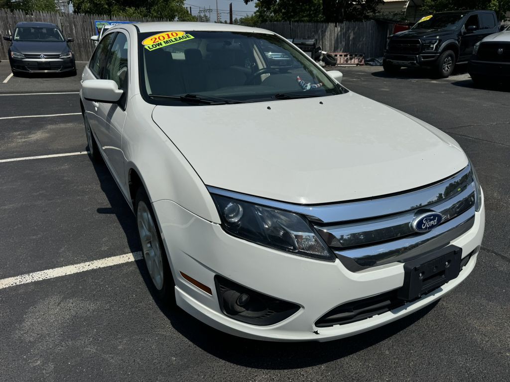 2010 Ford Fusion Image 3