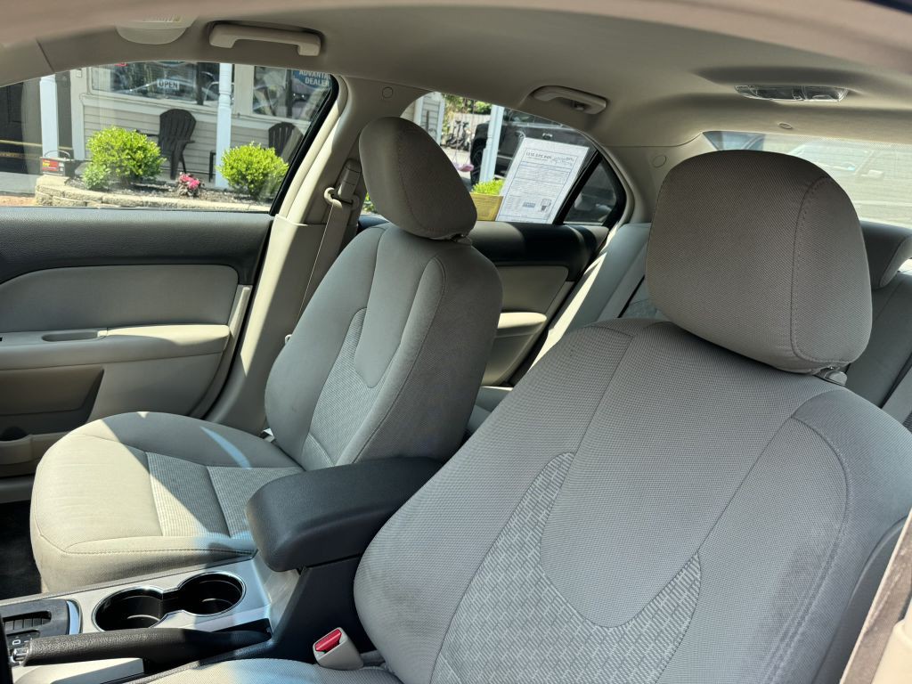 2010 Ford Fusion Image 5