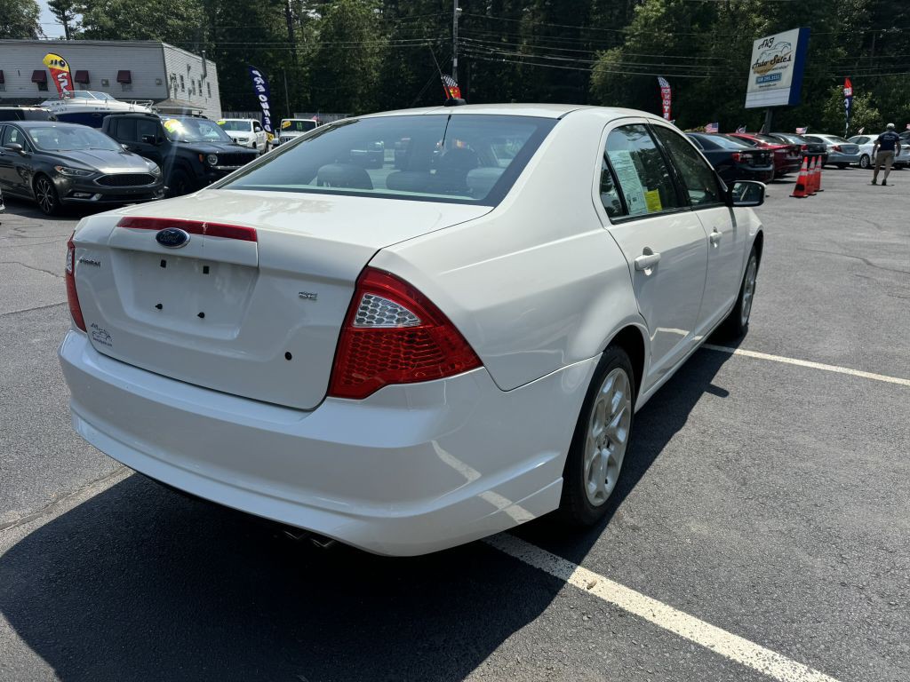 2010 Ford Fusion Image 10
