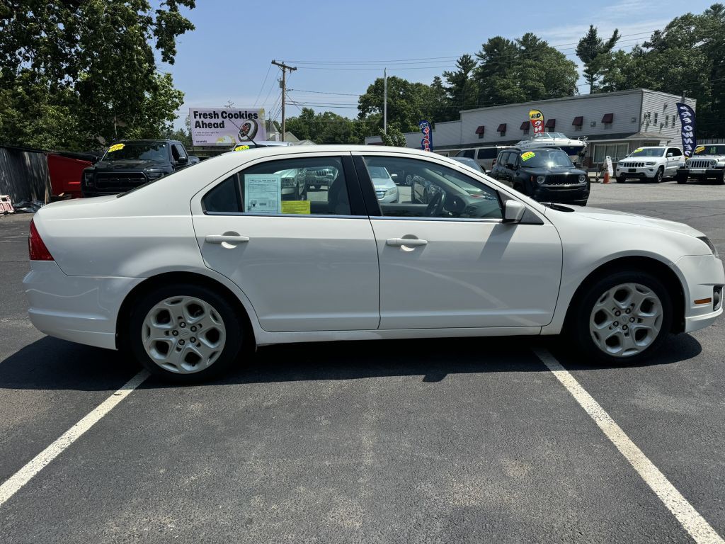 2010 Ford Fusion Image 11