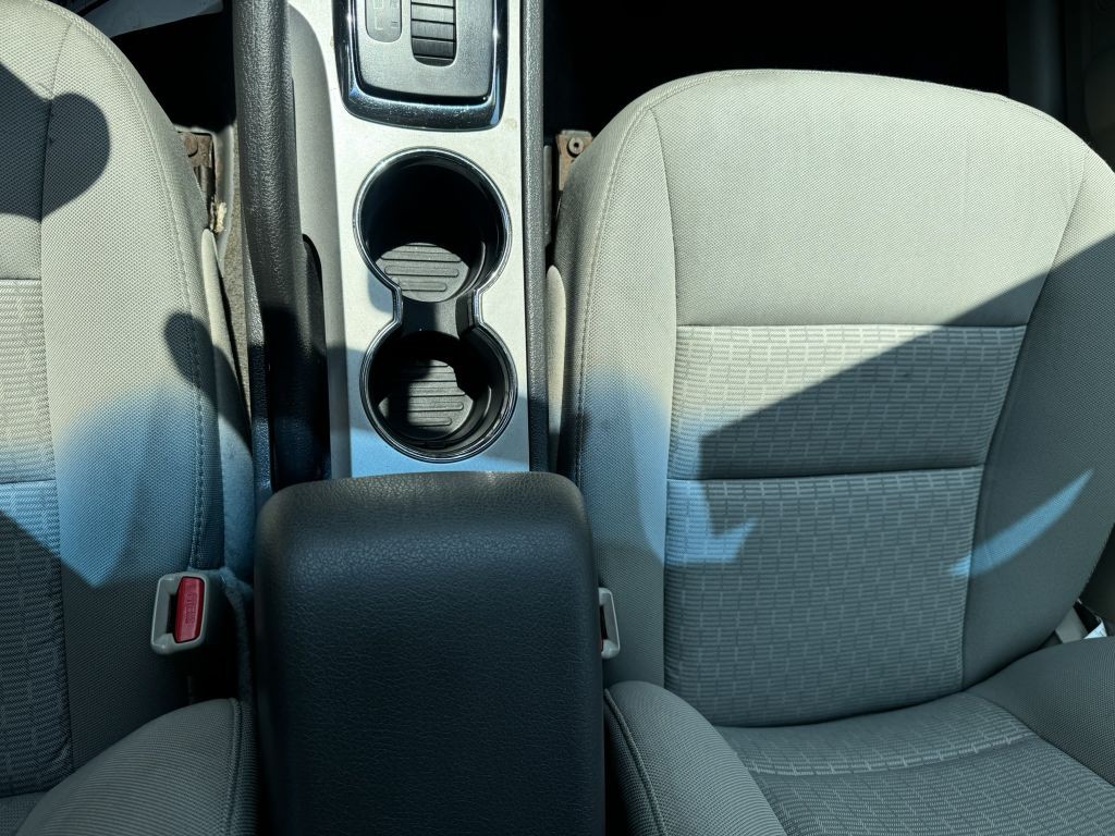 2010 Ford Fusion Image 22