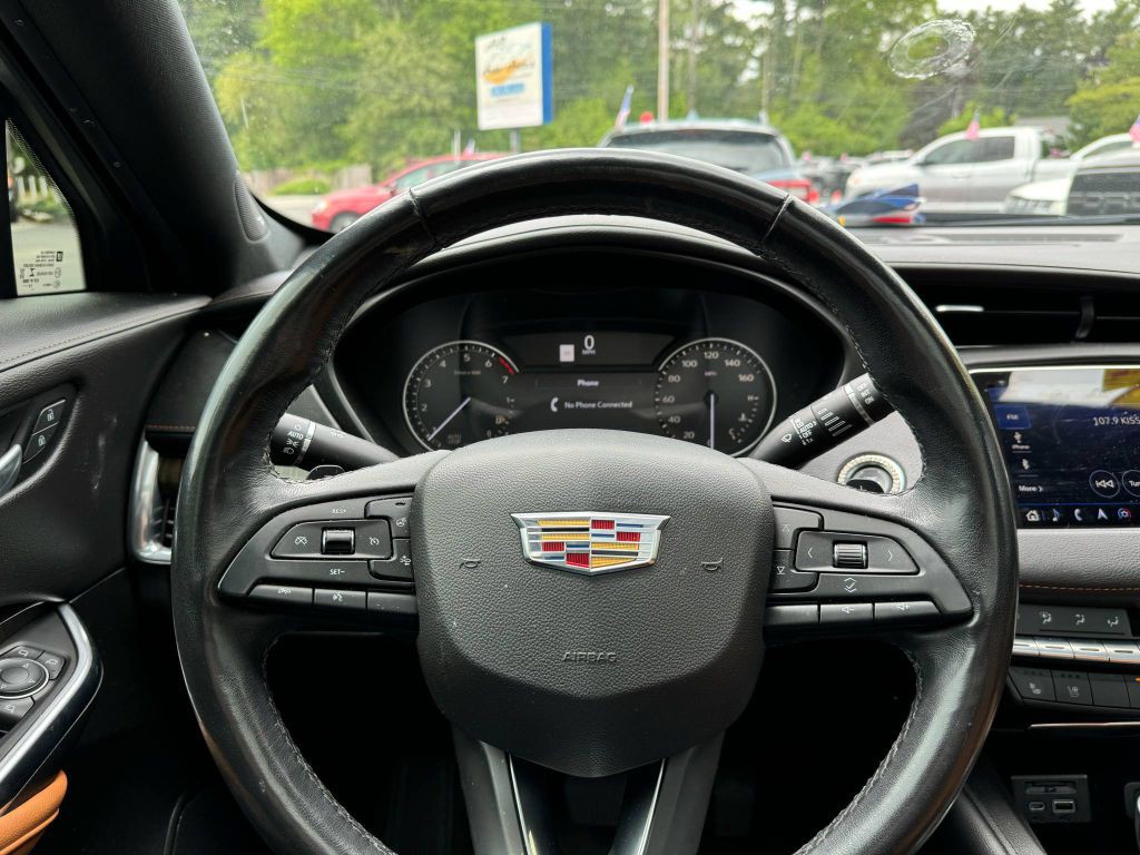 2019 Cadillac XT4 Image 12