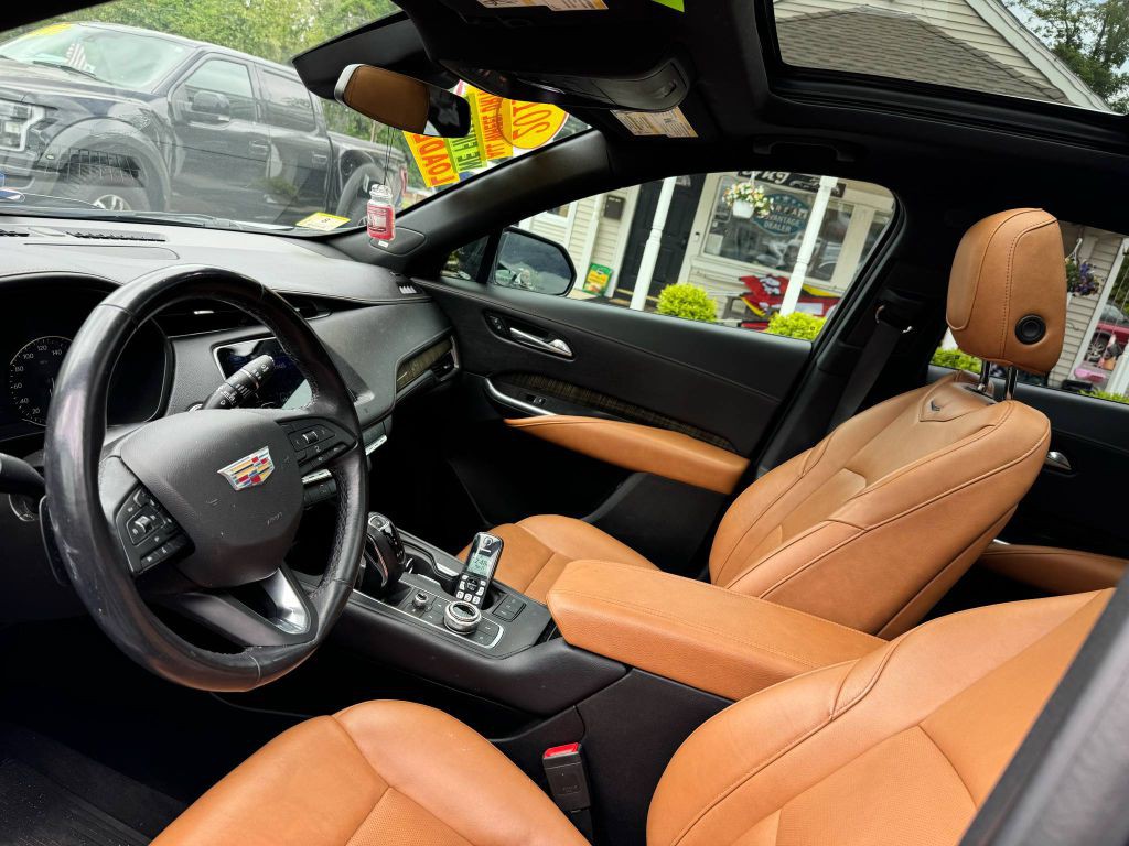 2019 Cadillac XT4 Image 16