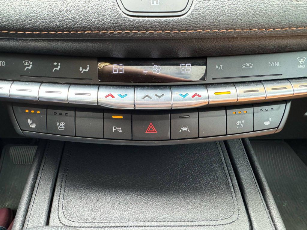2019 Cadillac XT4 Image 21