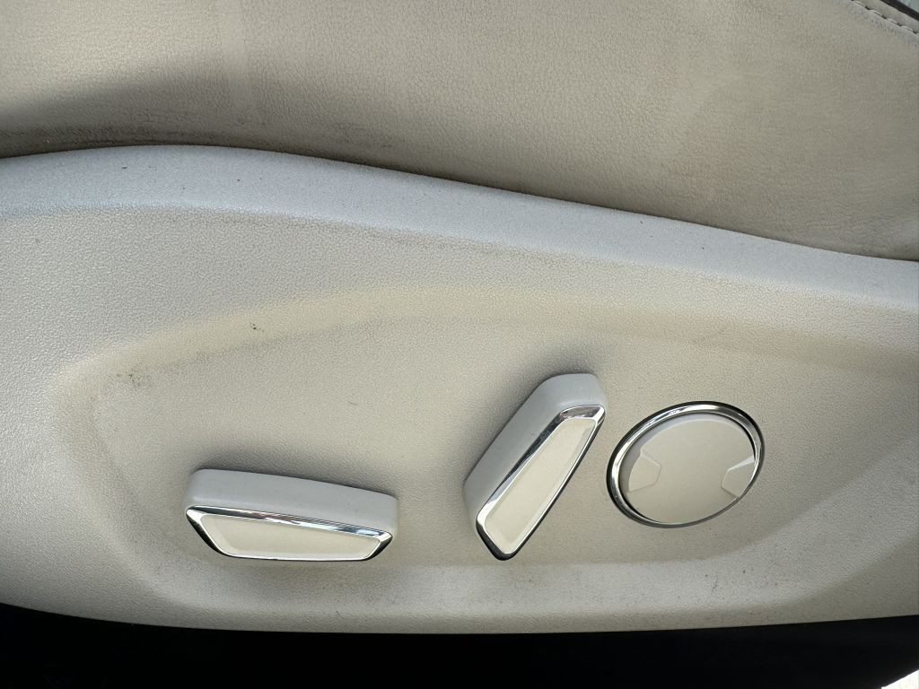 2017 Ford Fusion Image 17