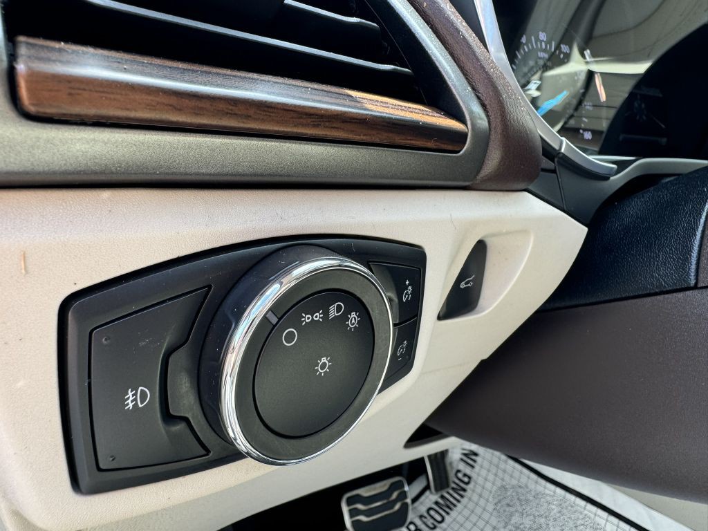 2017 Ford Fusion Image 18