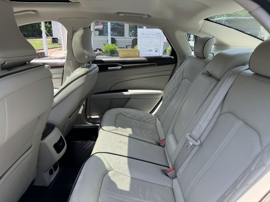 2017 Ford Fusion Image 31