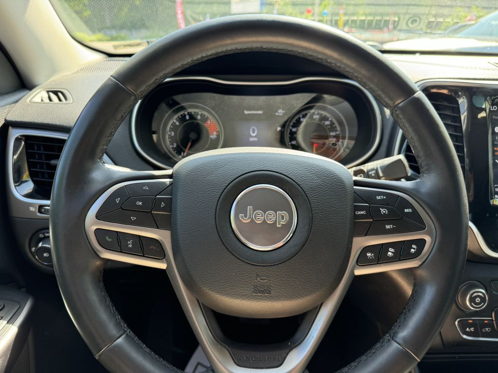 2019 Jeep Cherokee Image 18