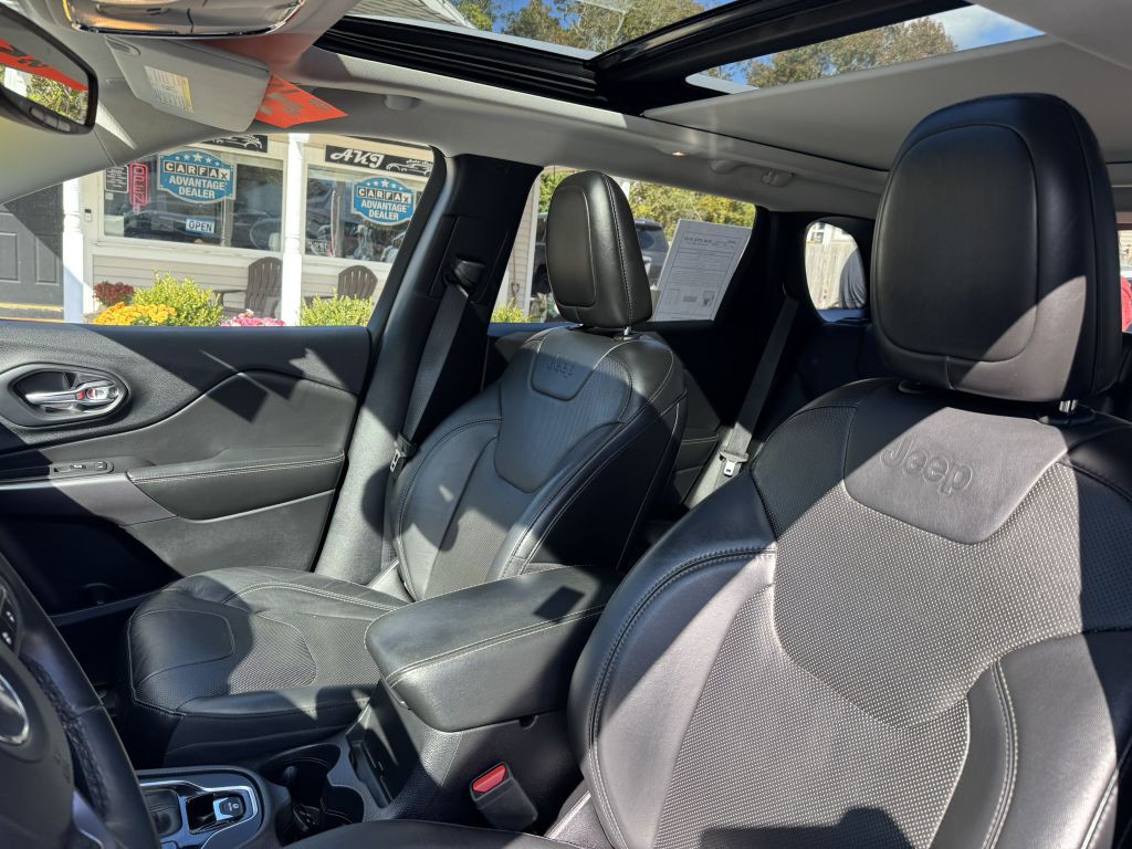 2019 Jeep Cherokee Image 5