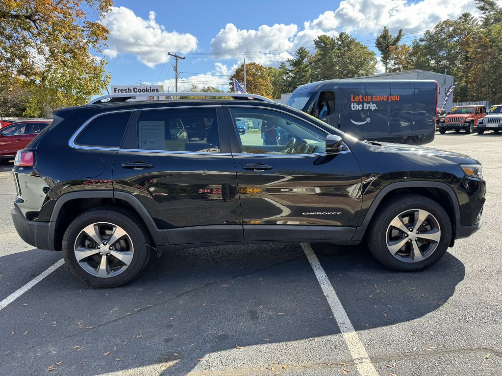 2019 Jeep Cherokee Image 11