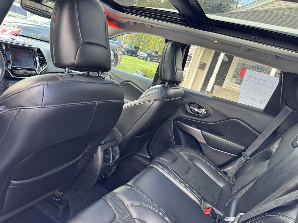 2019 Jeep Cherokee Image 22