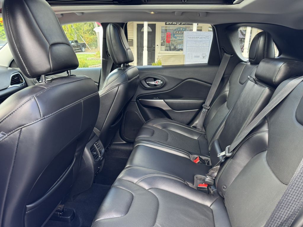 2019 Jeep Cherokee Image 23