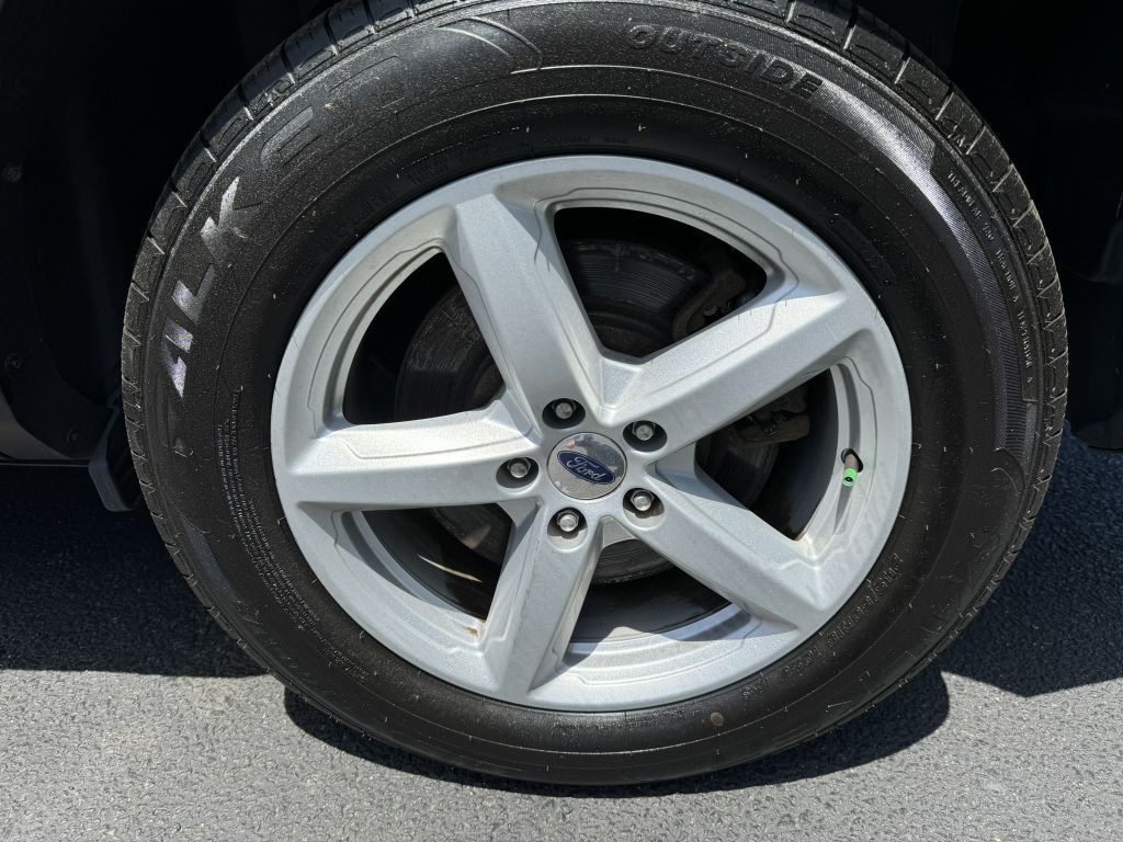 2017 Ford Explorer Image 14
