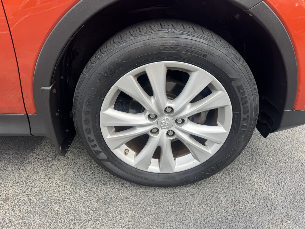 2015 Toyota Rav4 Image 18