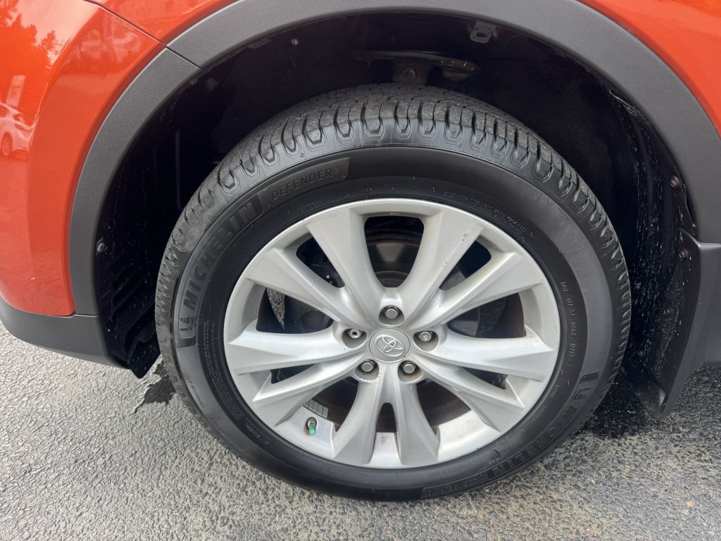 2015 Toyota Rav4 Image 19