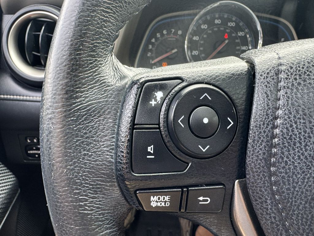 2015 Toyota Rav4 Image 29