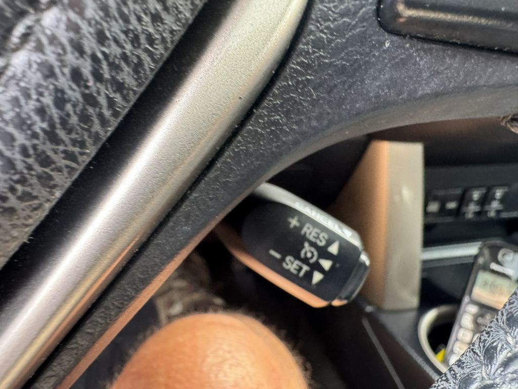 2015 Toyota Rav4 Image 31