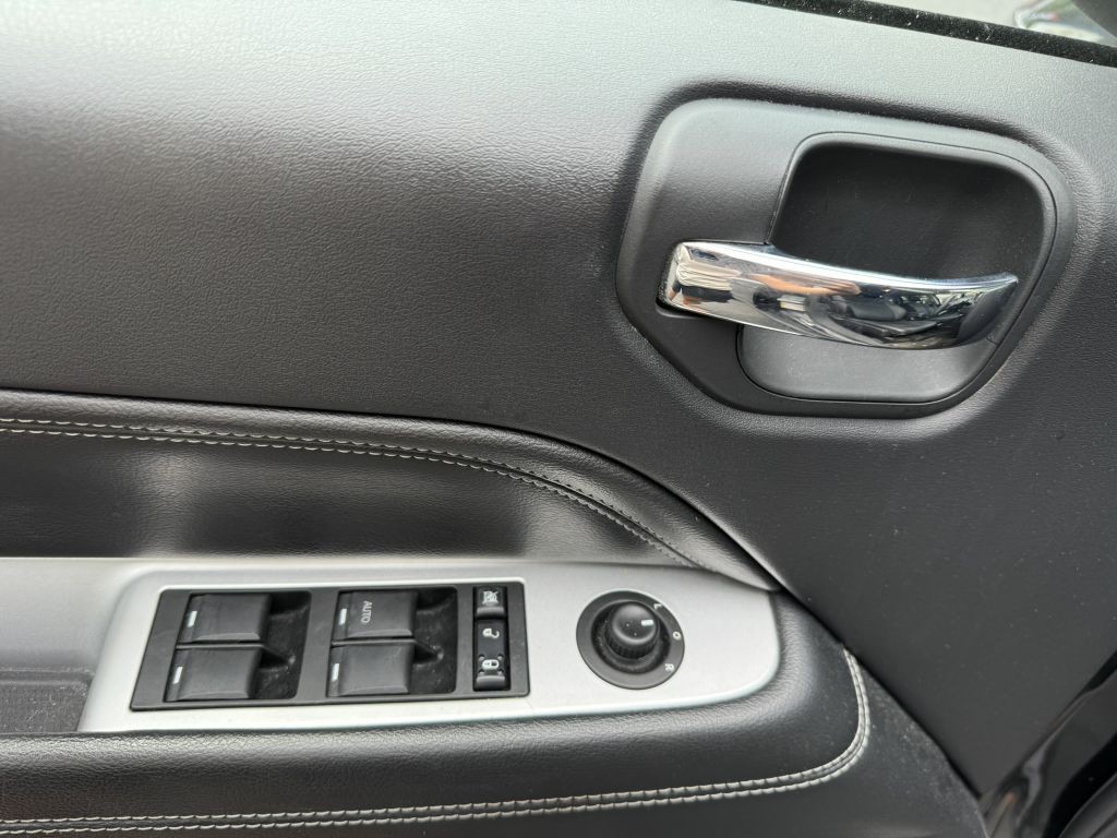 2016 Jeep Compass Image 16