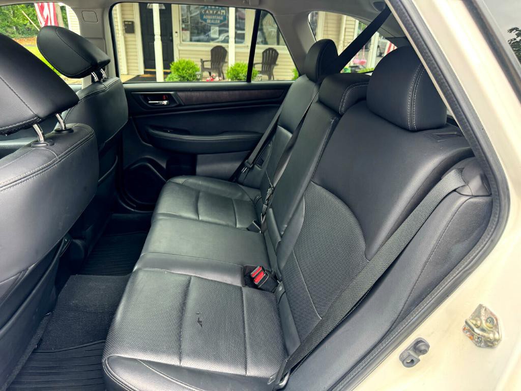 2016 Subaru Outback Image 7