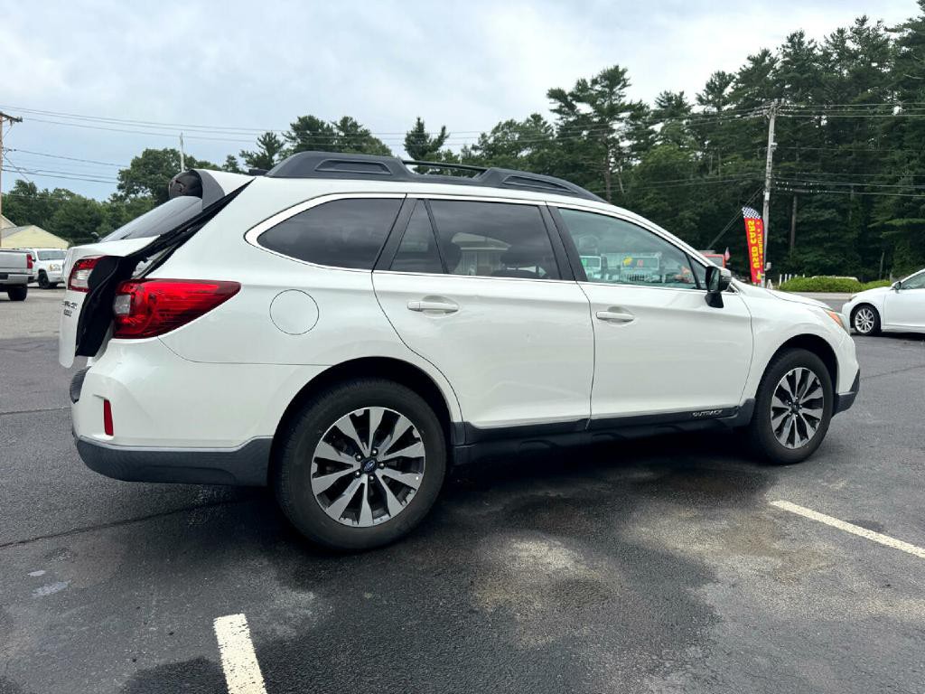 2016 Subaru Outback Image 17