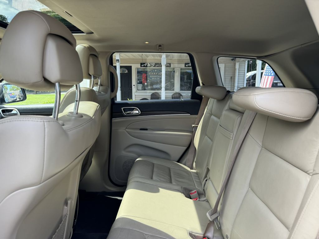 2017 Jeep Grand Cherokee Image 30