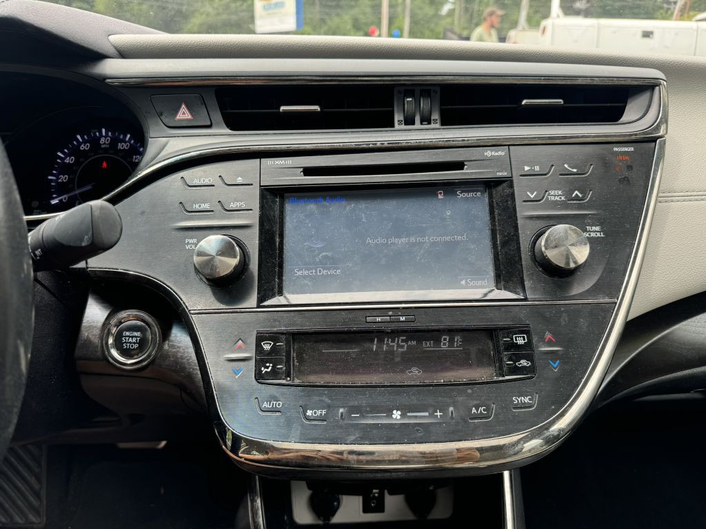 2016 Toyota Avalon Image 19