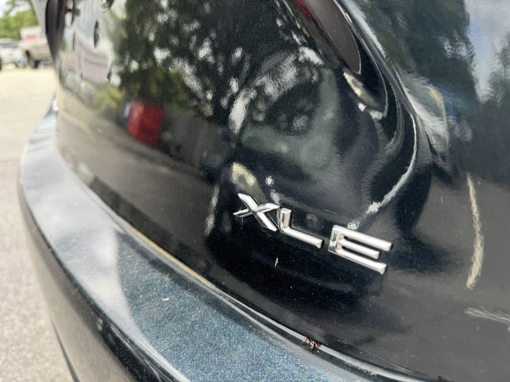 2016 Toyota Avalon Image 25