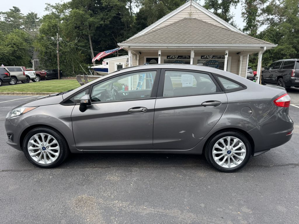 2014 Ford Fiesta Image 6
