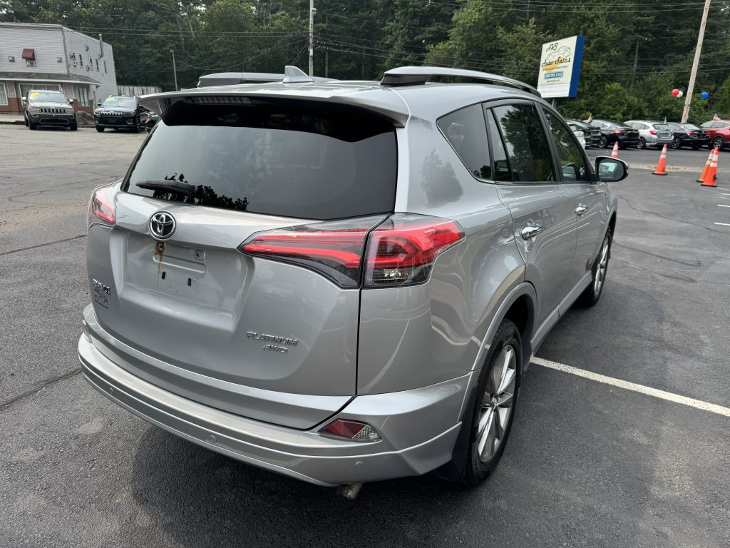 2017 Toyota Rav4 Image 9