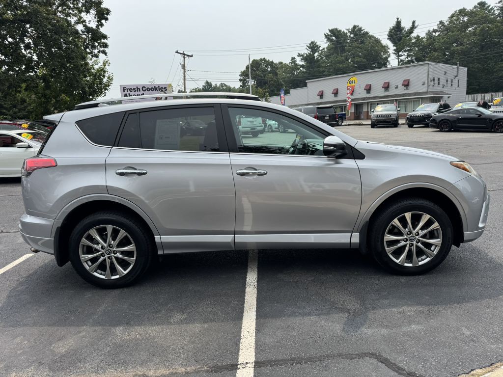 2017 Toyota Rav4 Image 10