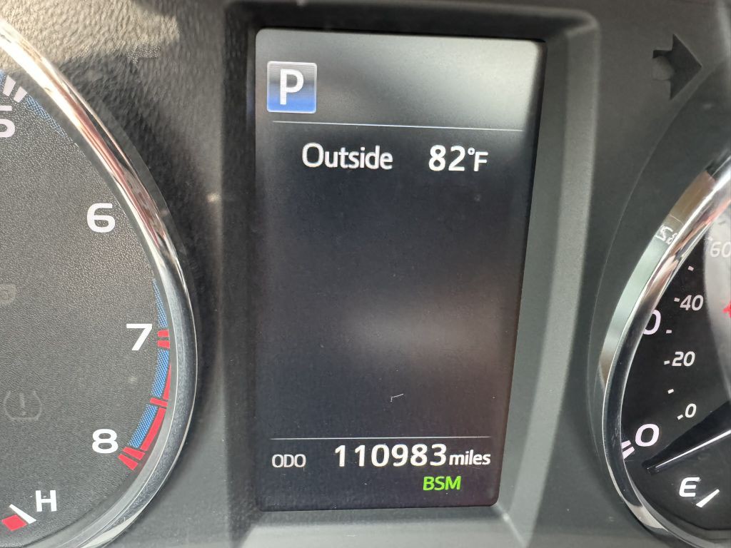 2017 Toyota Rav4 Image 20