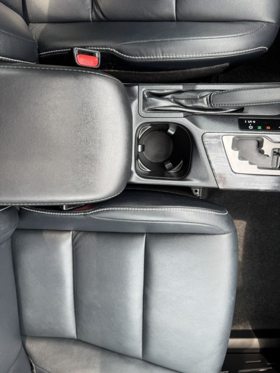 2017 Toyota Rav4 Image 24