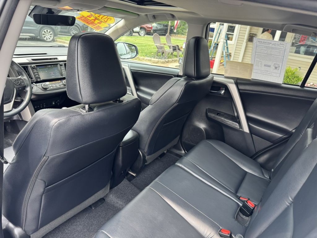 2017 Toyota Rav4 Image 29