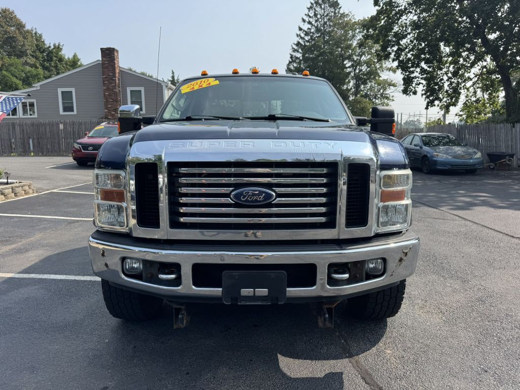 2010 Ford F-250 Image 2