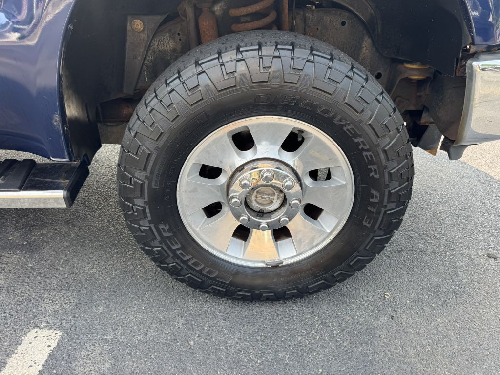 2010 Ford F-250 Image 17