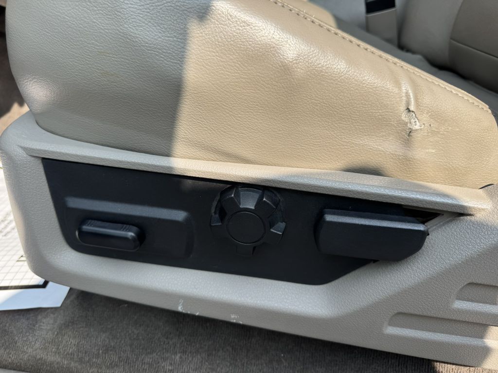 2010 Ford F-250 Image 23