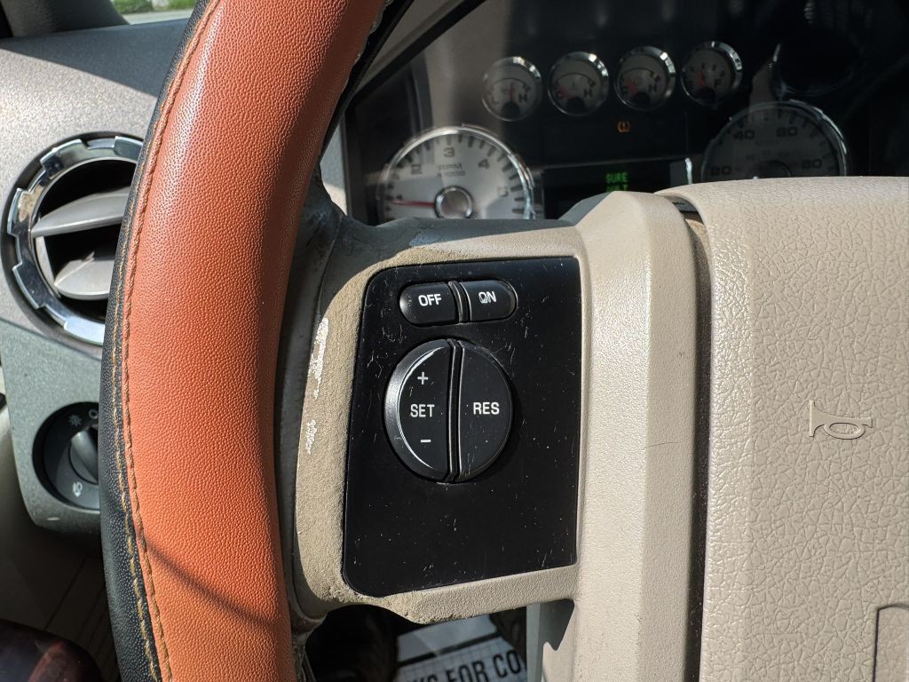 2010 Ford F-250 Image 27