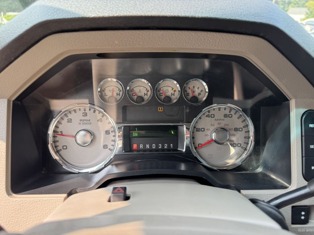 2010 Ford F-250 Image 28