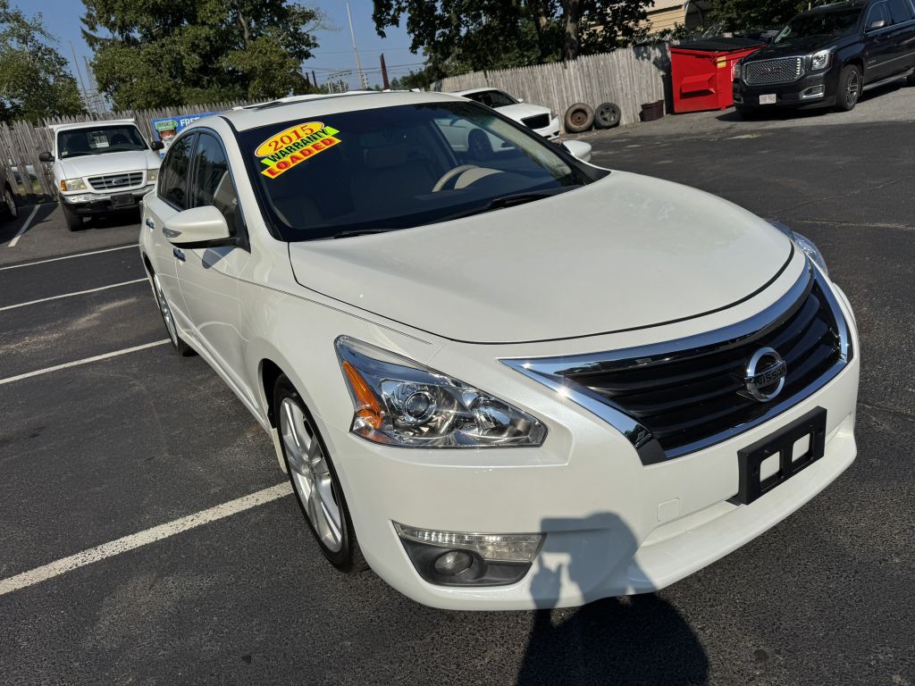 2015 Nissan Altima Image 3