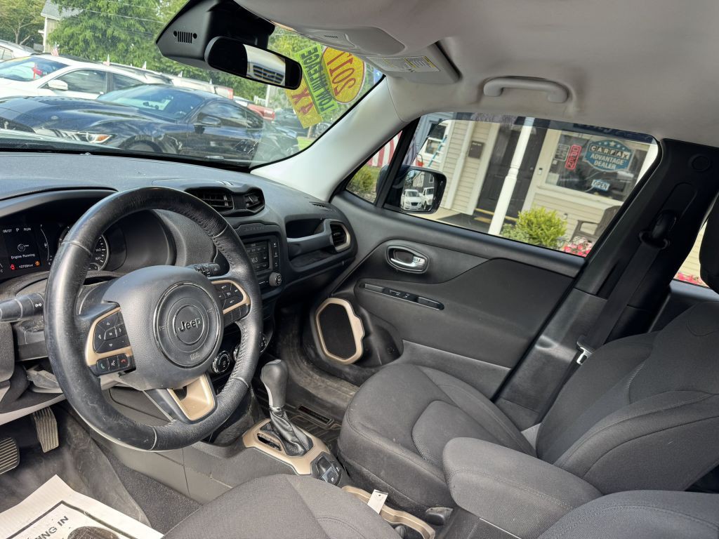2017 Jeep Renegade Image 4