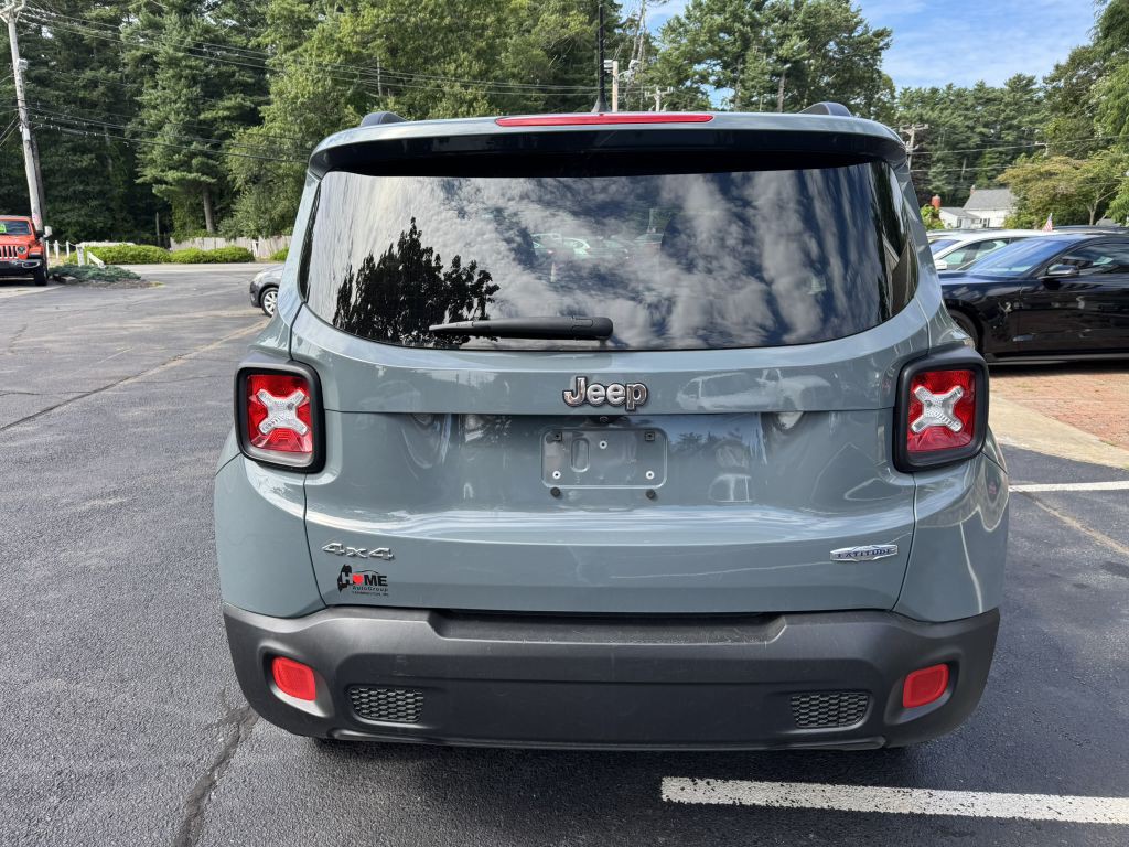 2017 Jeep Renegade Image 8