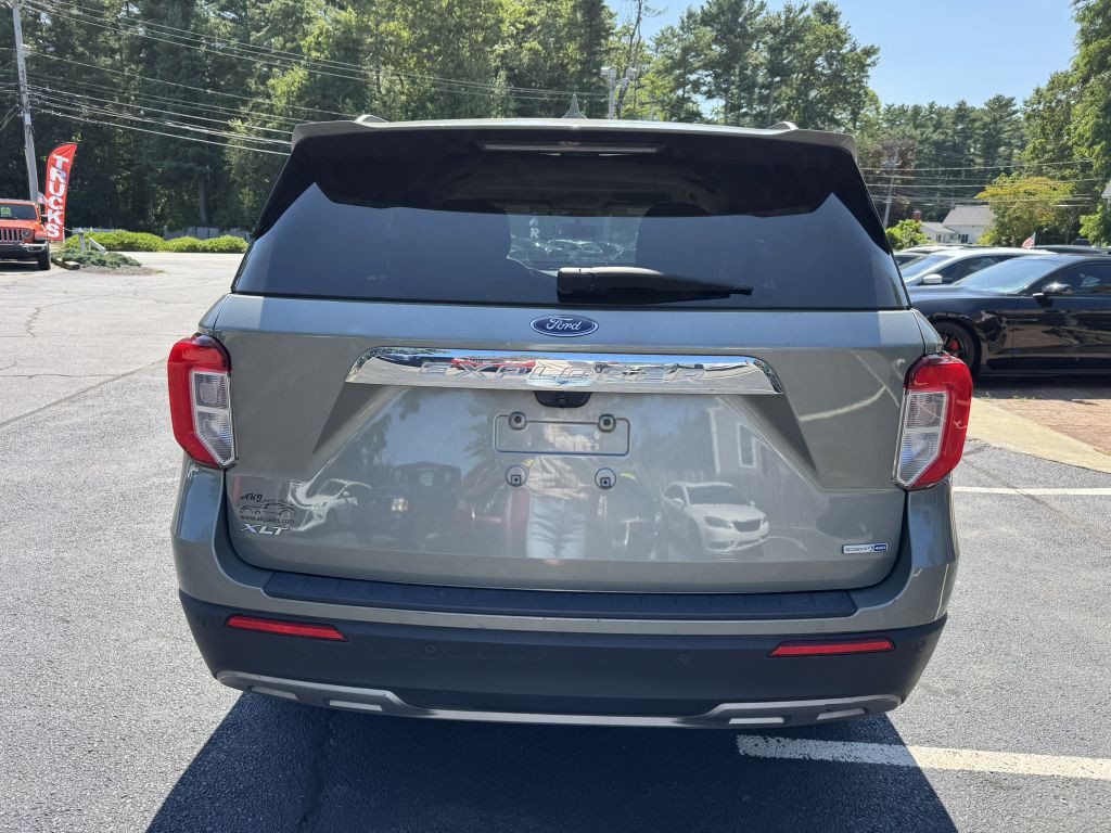 2020 Ford Explorer Image 8