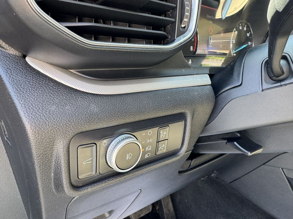 2020 Ford Explorer Image 17