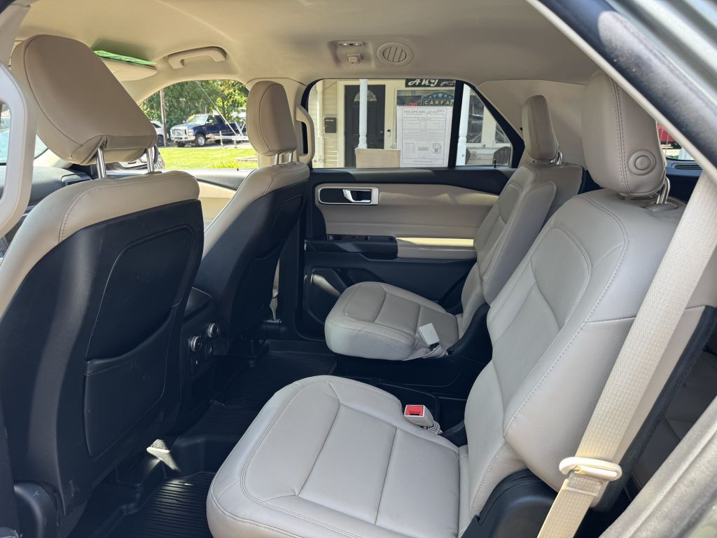 2020 Ford Explorer Image 28