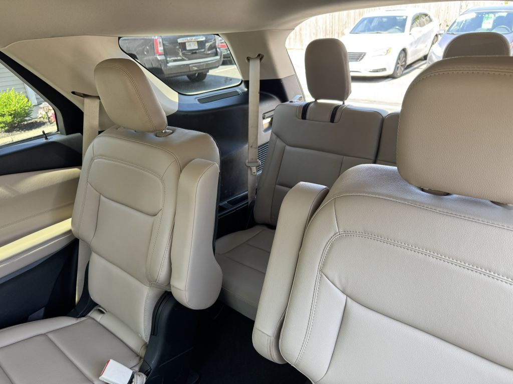 2020 Ford Explorer Image 29