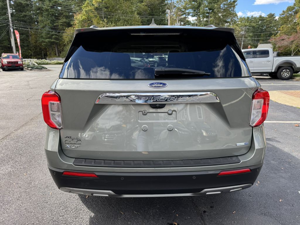 2020 Ford Explorer Image 8