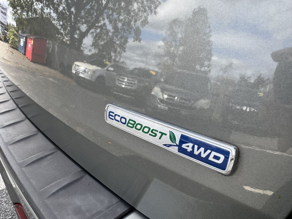 2020 Ford Explorer Image 32