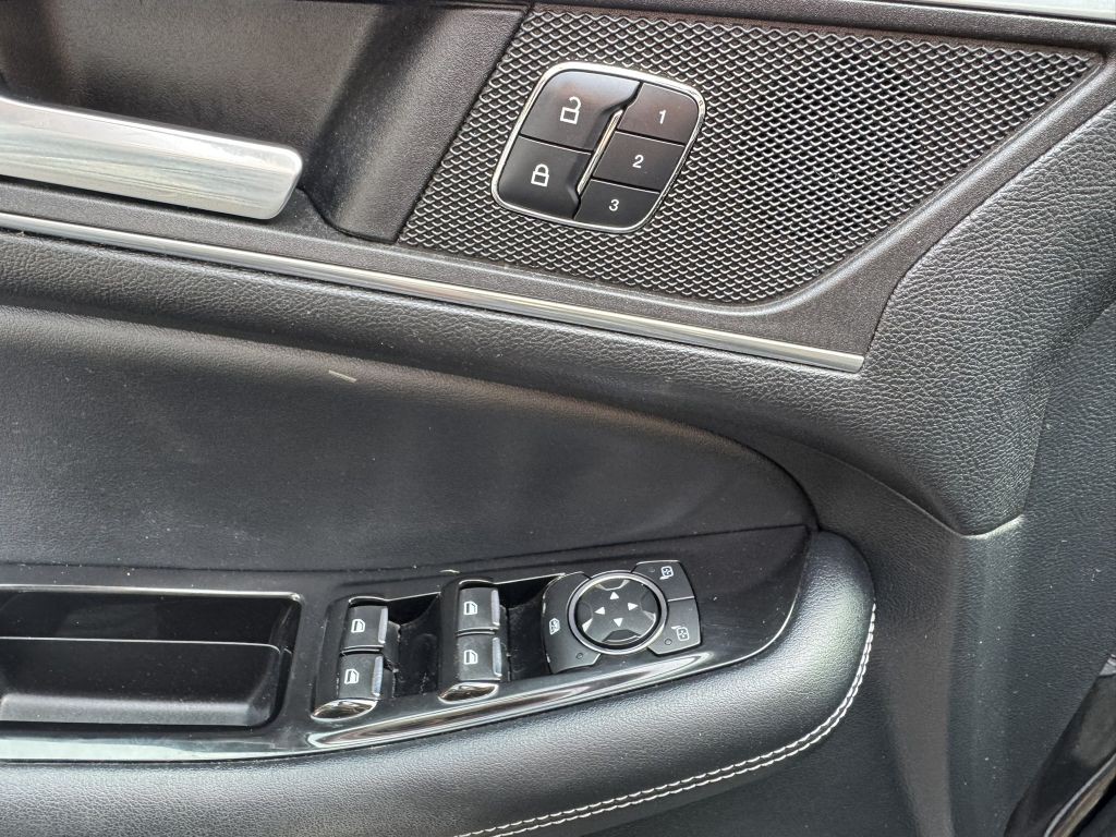 2015 Ford Edge Image 15