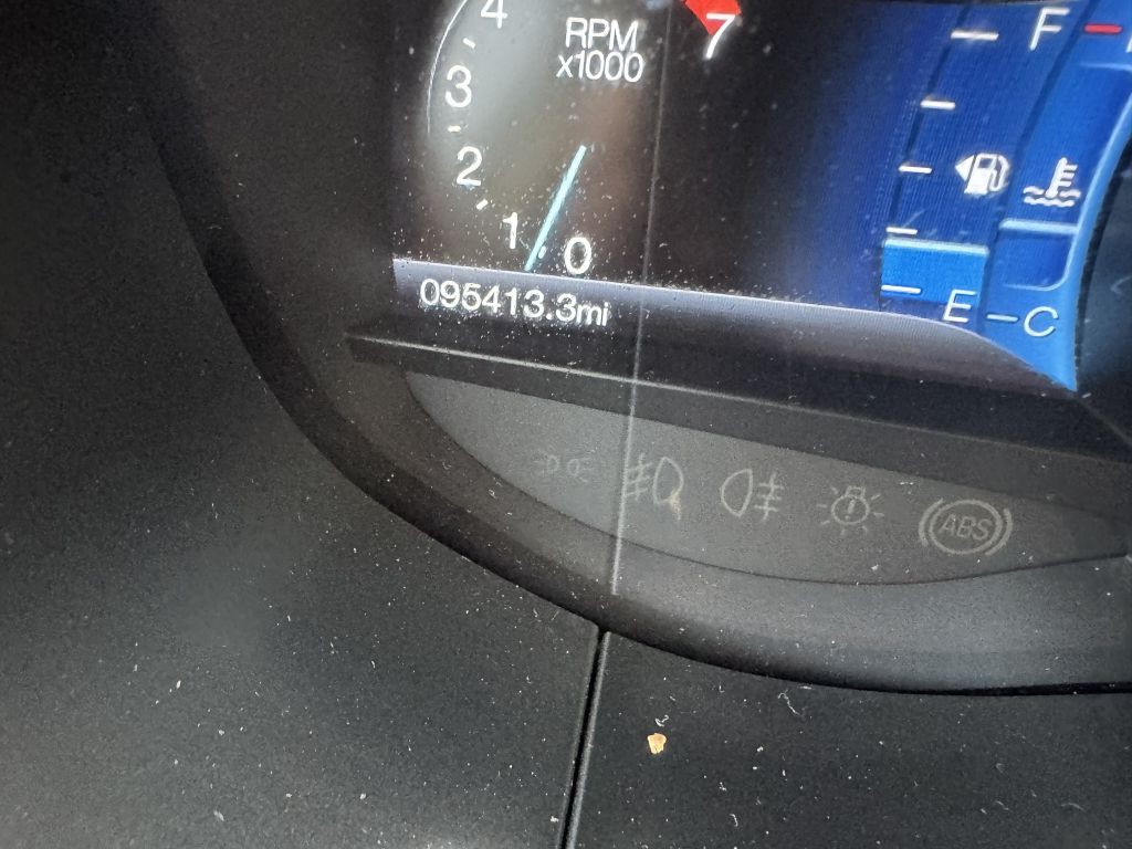 2015 Ford Edge Image 19