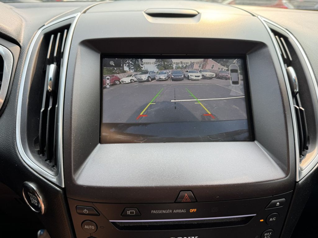 2015 Ford Edge Image 21